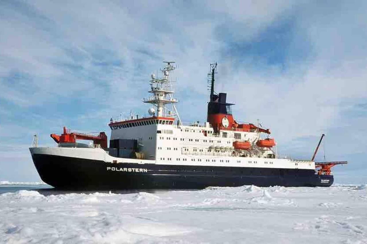 Polarstern - Unique Boatstay! *